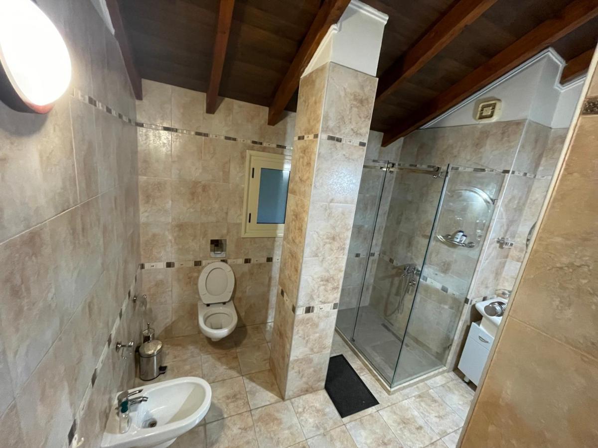 Vila Zahaj Vlorë Exterior foto