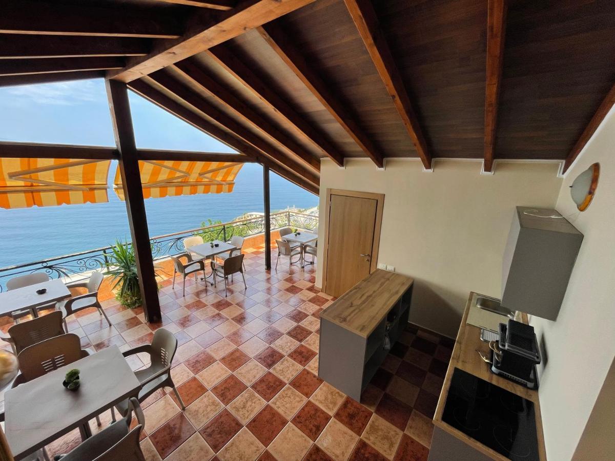 Vila Zahaj Vlorë Exterior foto